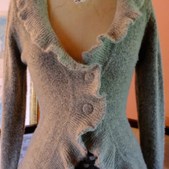 Heather Grey Soft Ruffled Sweater - Picture 4 of 6